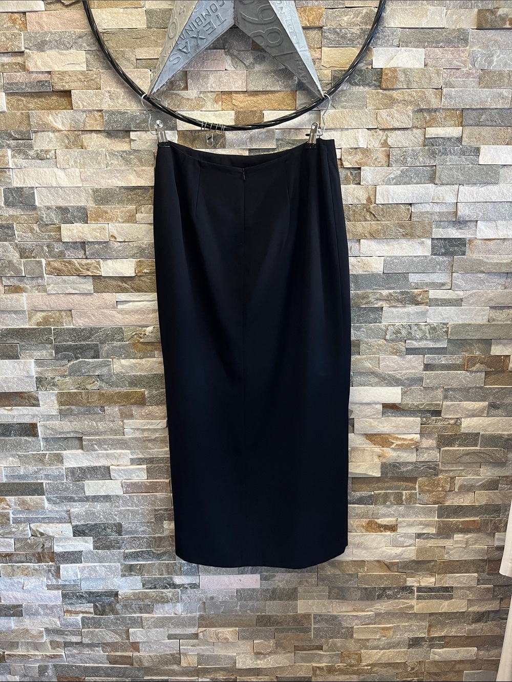 Women's Black Midi Pencil Skirt - Tailored Professional Style